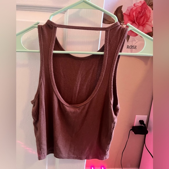 Brown tank top - Picture 4 of 6
